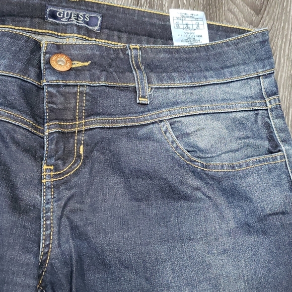 🌷2 for $30🌷Guess capris Jean's sz 32 - Picture 2 of 5